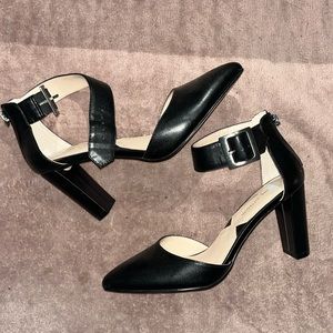 Adrienne Vittadini heels